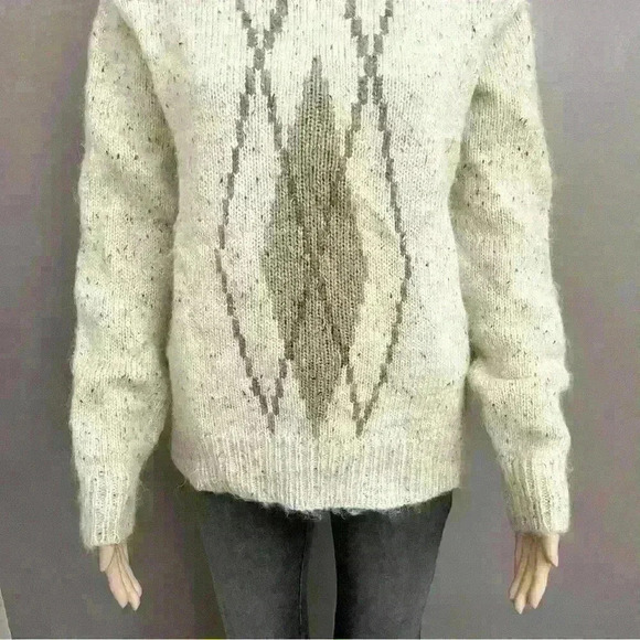 Vintage Mohair Wool blend Crew Neck Relaxed Fit Beige Sweater Jumper. - Picture 3 of 11
